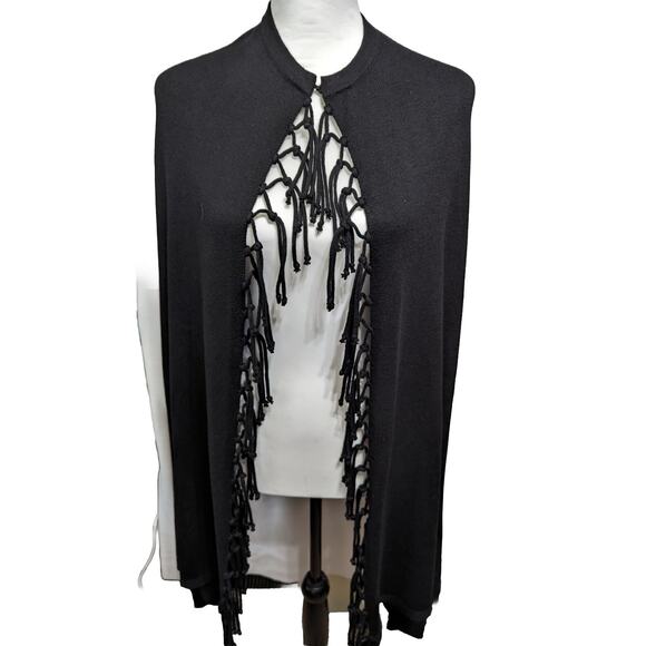 Chicos Cape black Cotton Rayon Nylon One Size Feels Like Wool EUC. Slits Boho - Picture 1 of 6